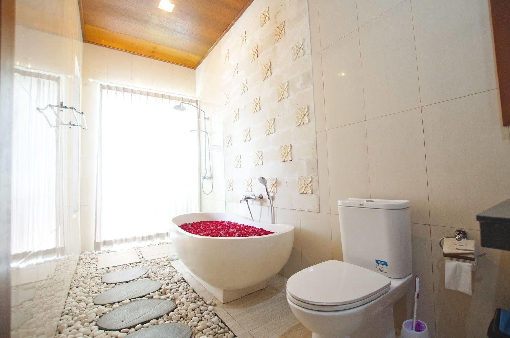 Villa Bougainville Семиняк Екстериор снимка