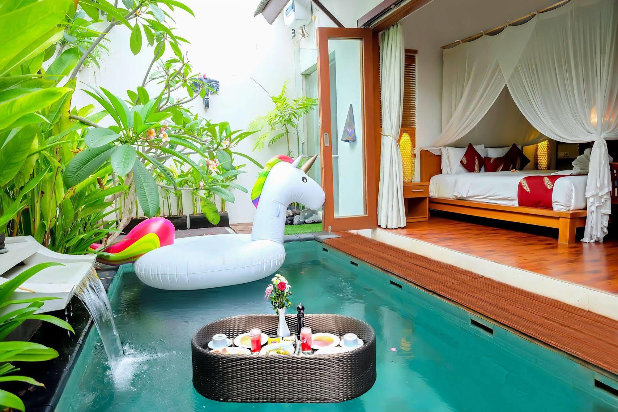 Villa Bougainville Семиняк Екстериор снимка