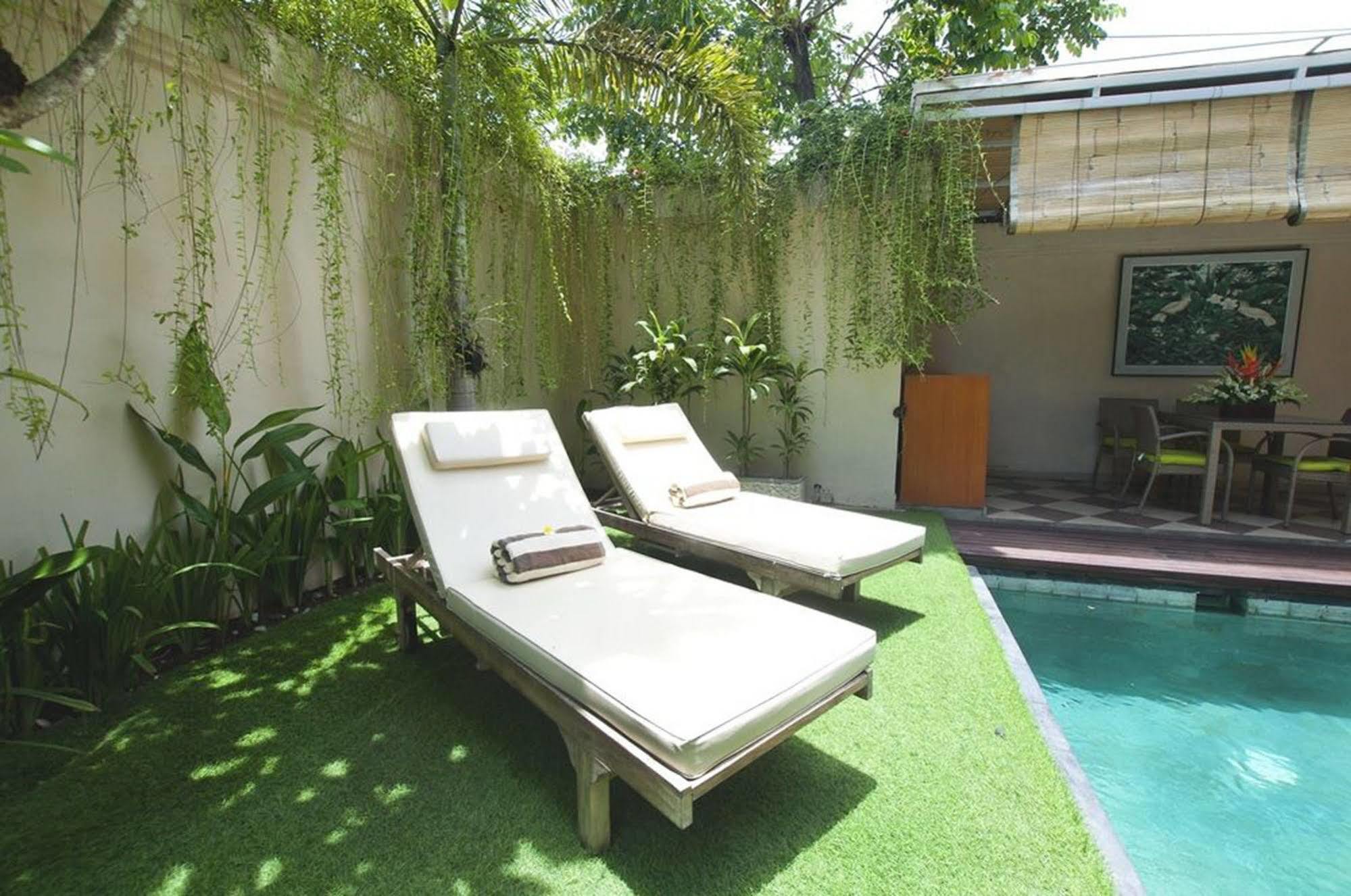 Villa Bougainville Семиняк Екстериор снимка